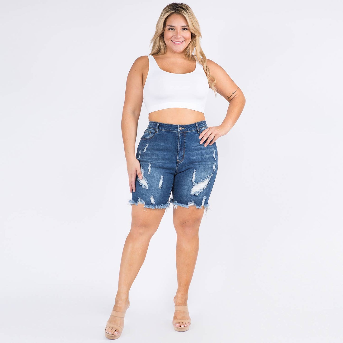 PLUS SIZE DISTRESSED DENIM SKINNY SHORTS-RSS20095P