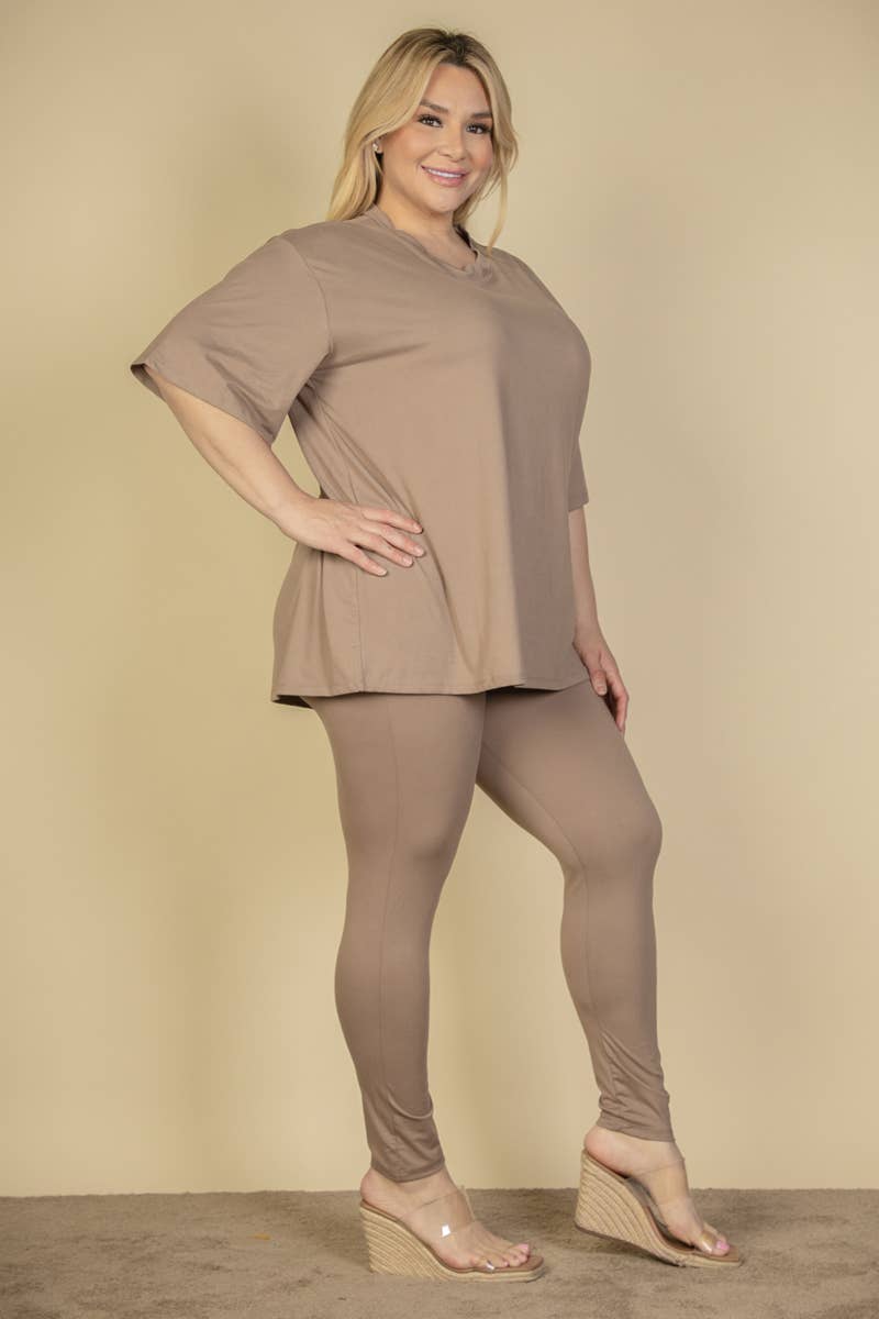 Plus Size Oversized T-shirt & Leggings Set