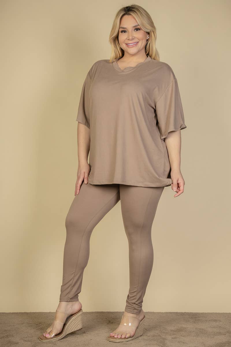 Plus Size Oversized T-shirt & Leggings Set