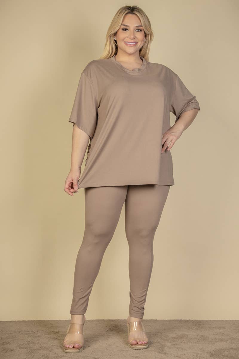 Plus Size Oversized T-shirt & Leggings Set