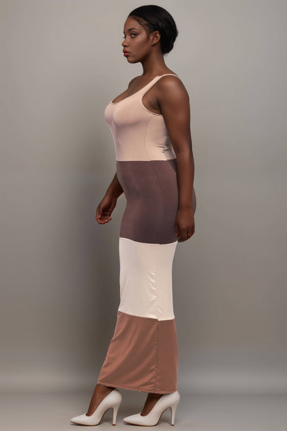 PLUS SIZE Sleeveless color block maxi dress